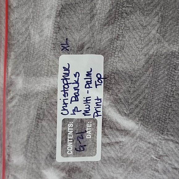 NWT. Christopher & Banks. Short sleeve print top. XL - Picture 7 of 7